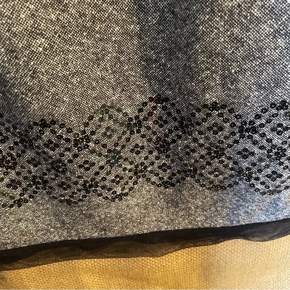 Ann Taylor Loft  Wool/Silk Skirt Size 6, Rich Tweed with embellishments. - Picture 6 of 7